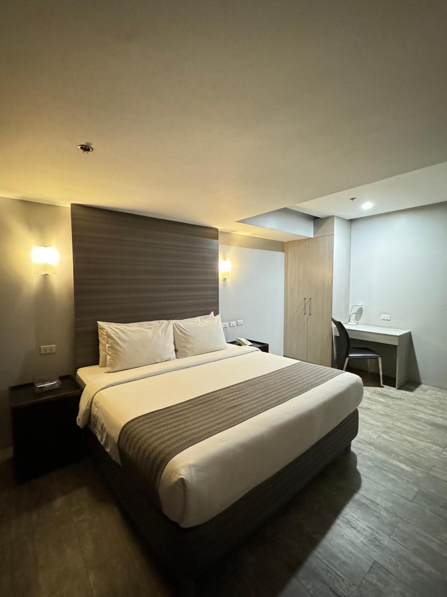1A Express Hotel Cagayan de Oro Ngoại thất bức ảnh
