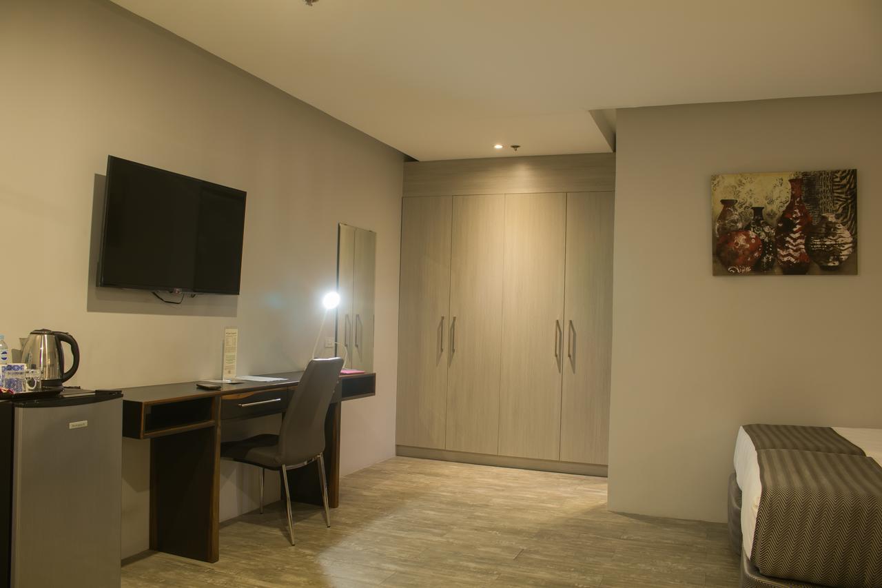 1A Express Hotel Cagayan de Oro Ngoại thất bức ảnh